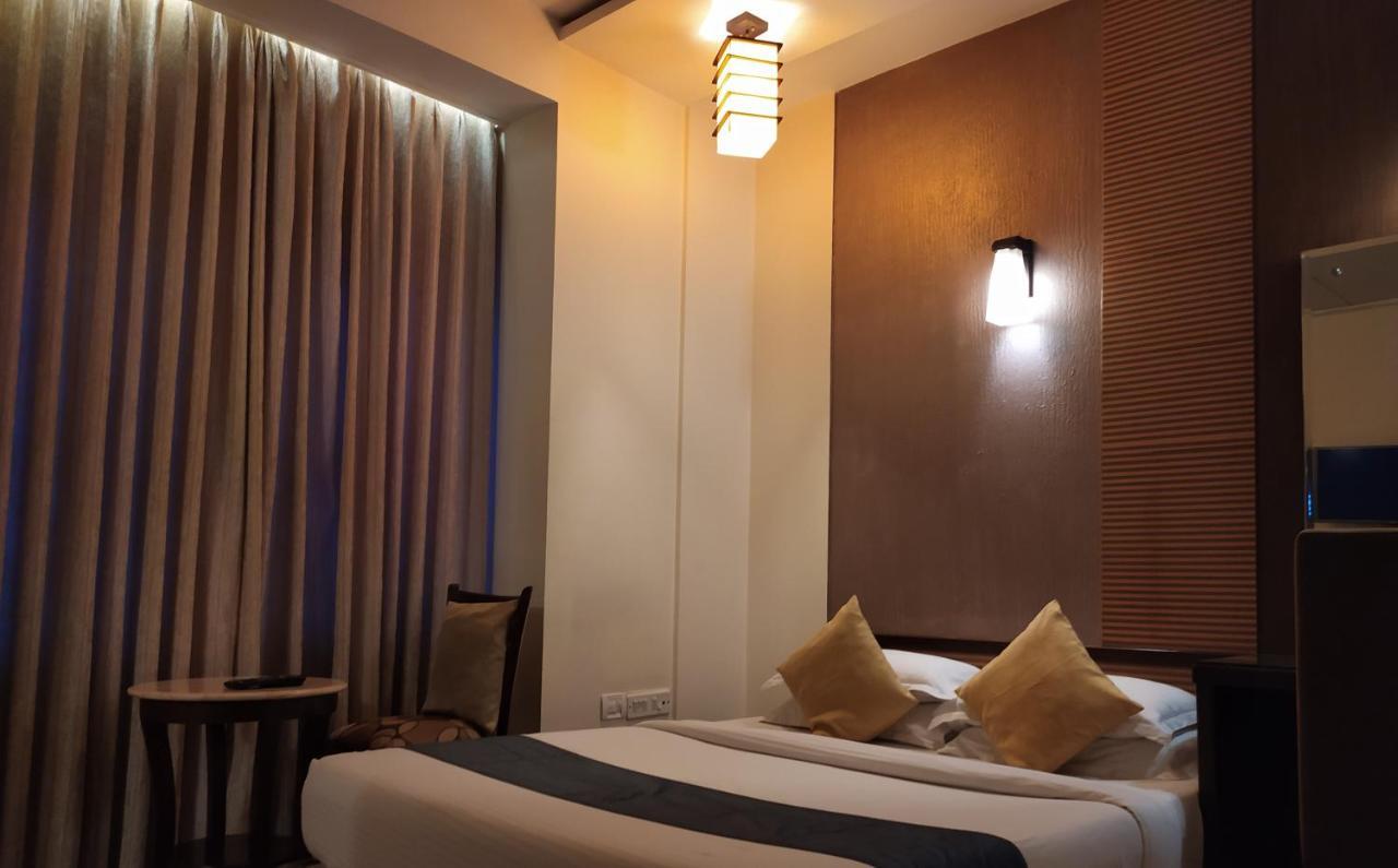 Hotel Silicrest Bangalore Eksteriør bilde