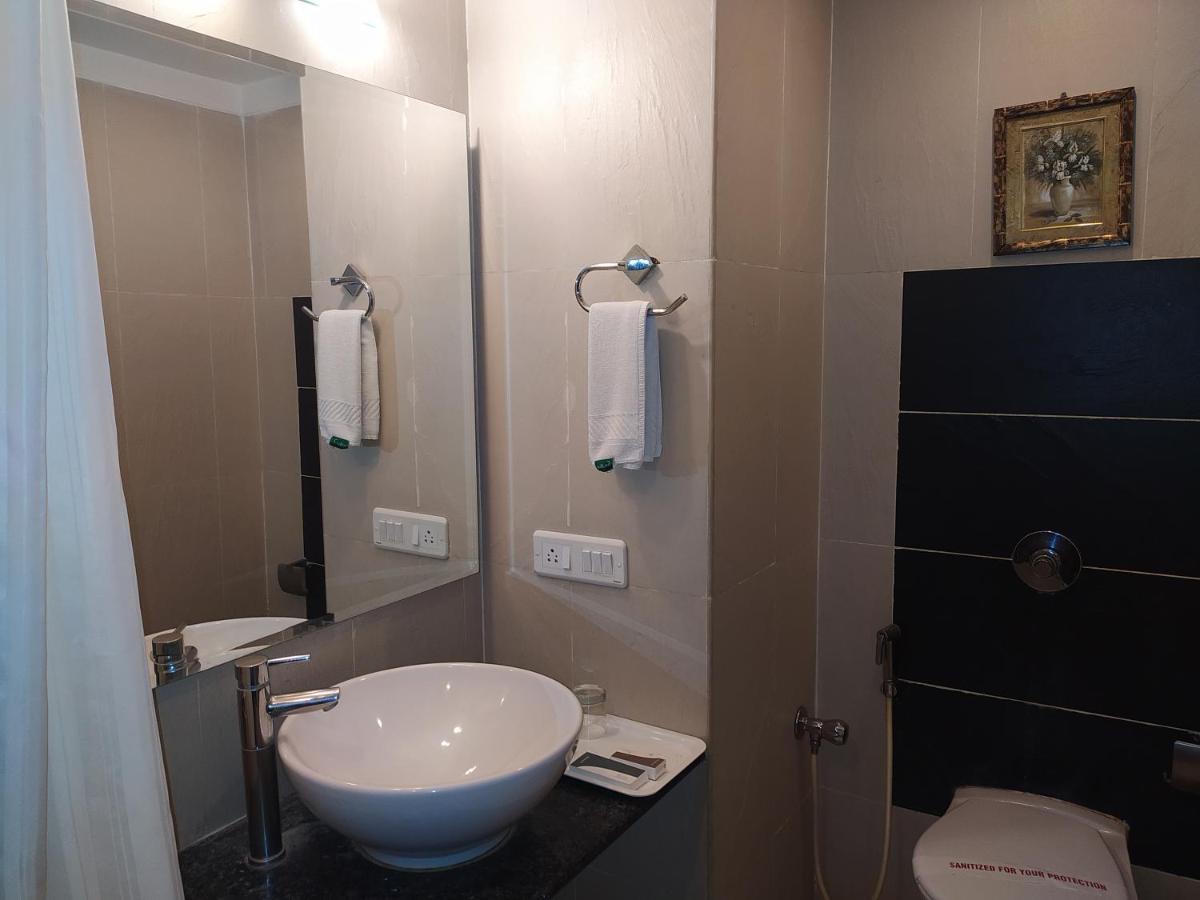 Hotel Silicrest Bangalore Eksteriør bilde